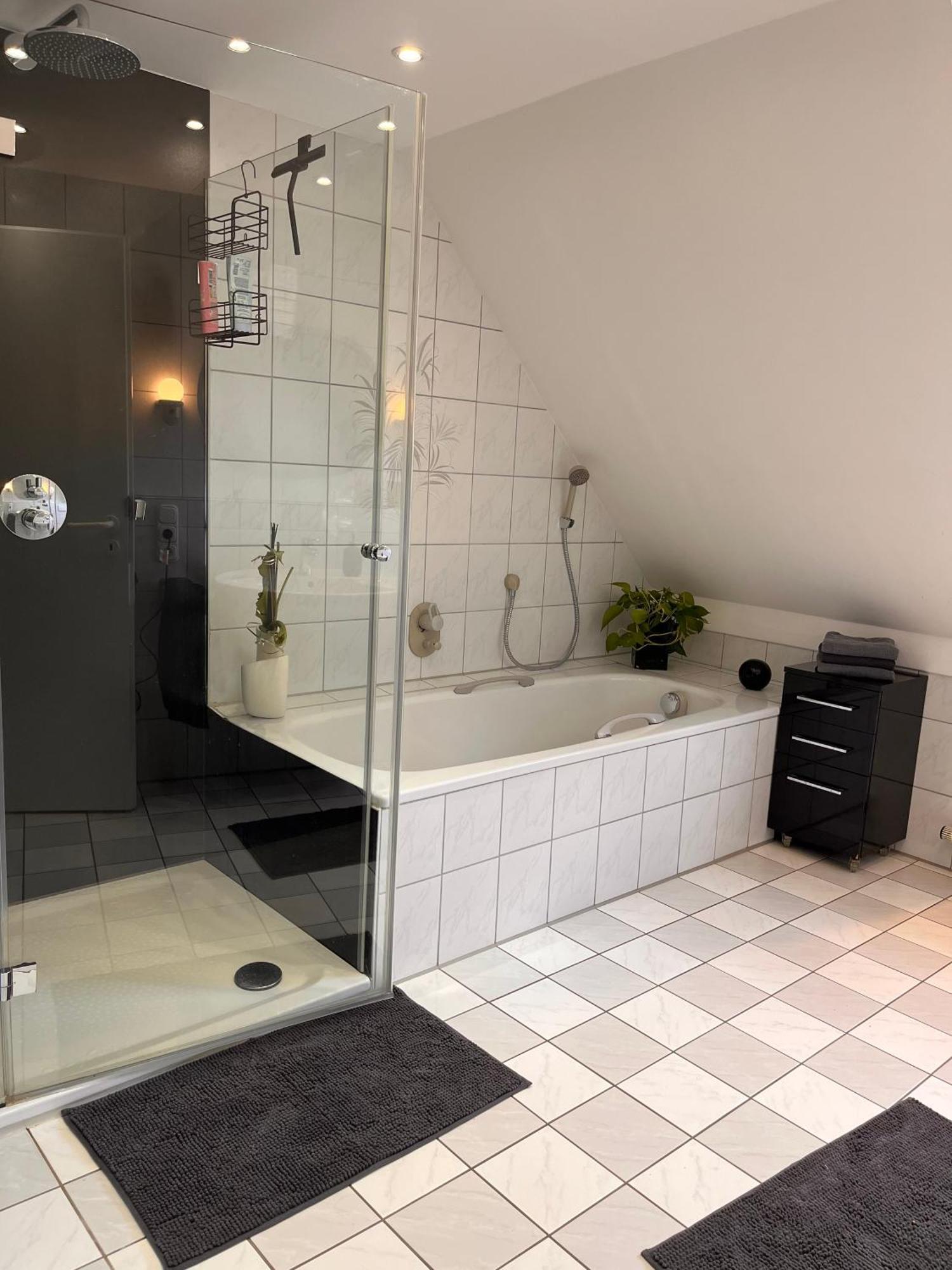 Ferienwohnung Kastanieneck เคเวลาร์ ภายนอก รูปภาพ